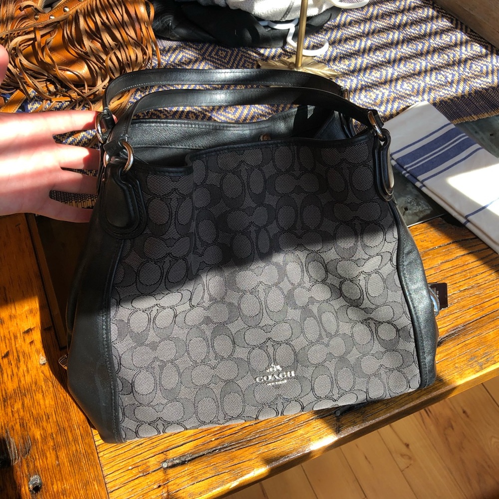 Coach Bag/Purse - Picture 2 of 6